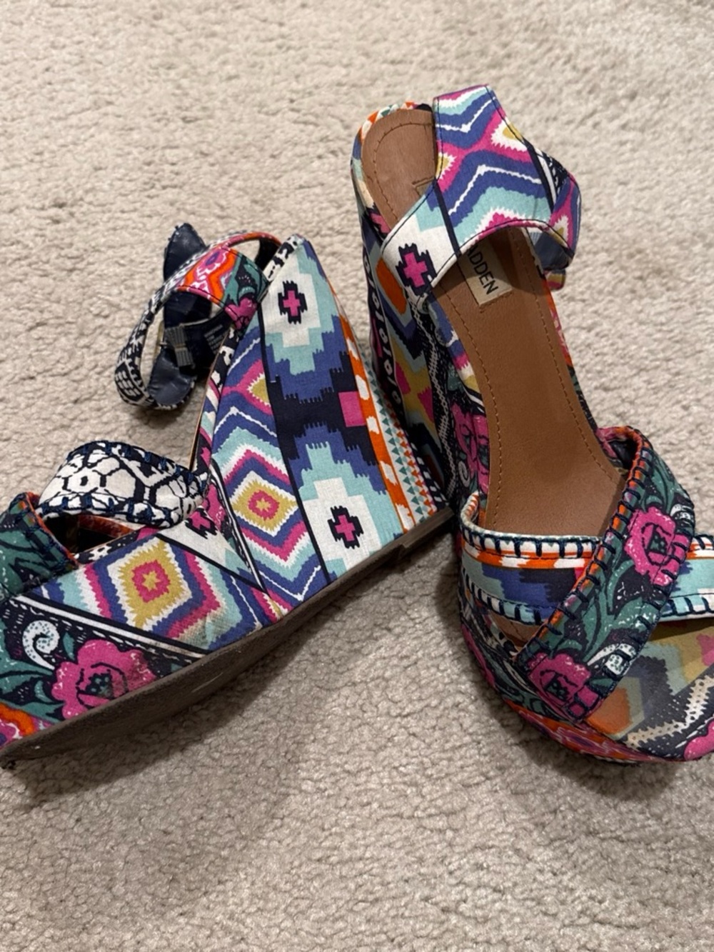 Steve Madden Multicolor Aztec Print Wedge Sandals